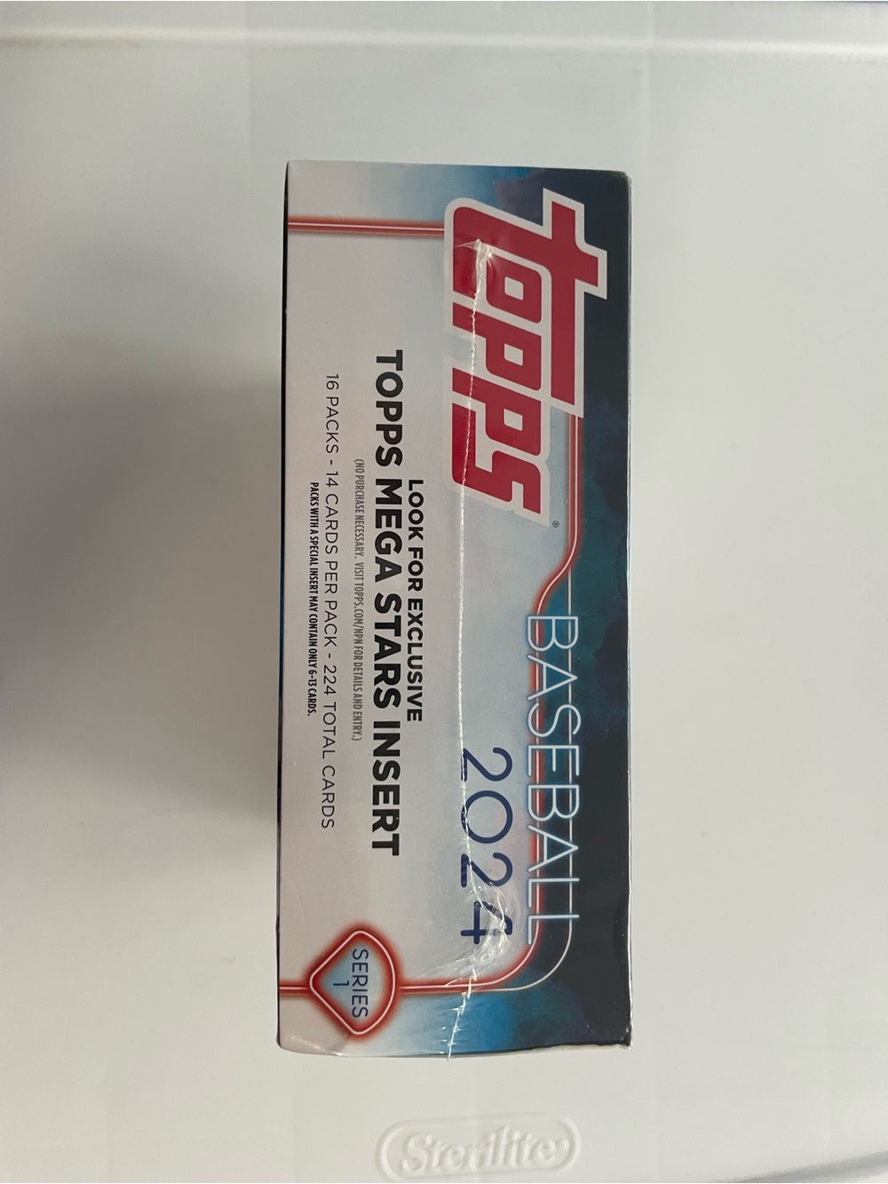 Topps Blue Red Baseball Series 1 Box - Picture 4 of 6